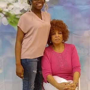 Meet your Posher, Debbie